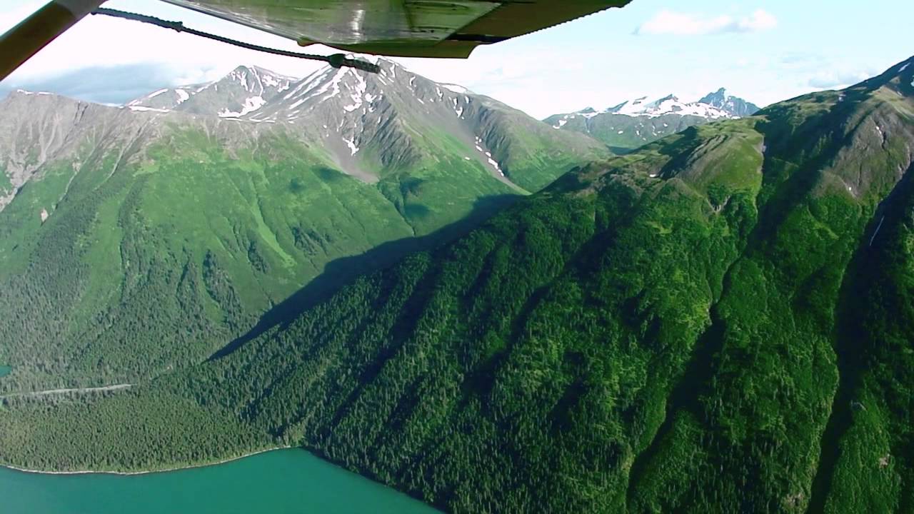 The Tiny Town In Alaska You've Never Heard Of But Will Fall In Love With