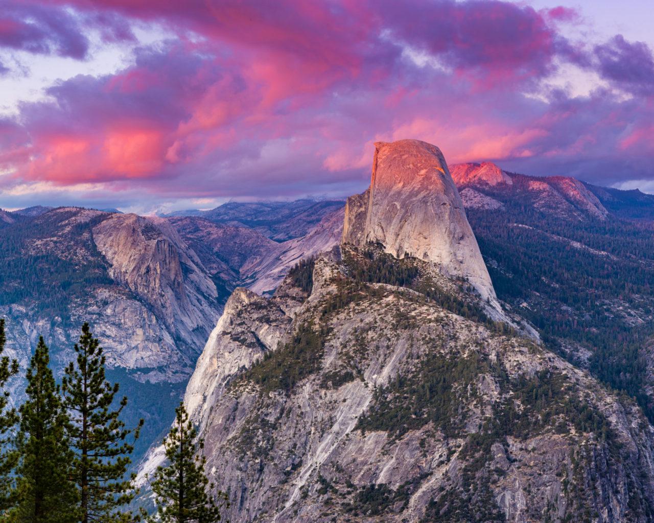 Half Dome Granite Dome In California Yosemite National Park Usa Best