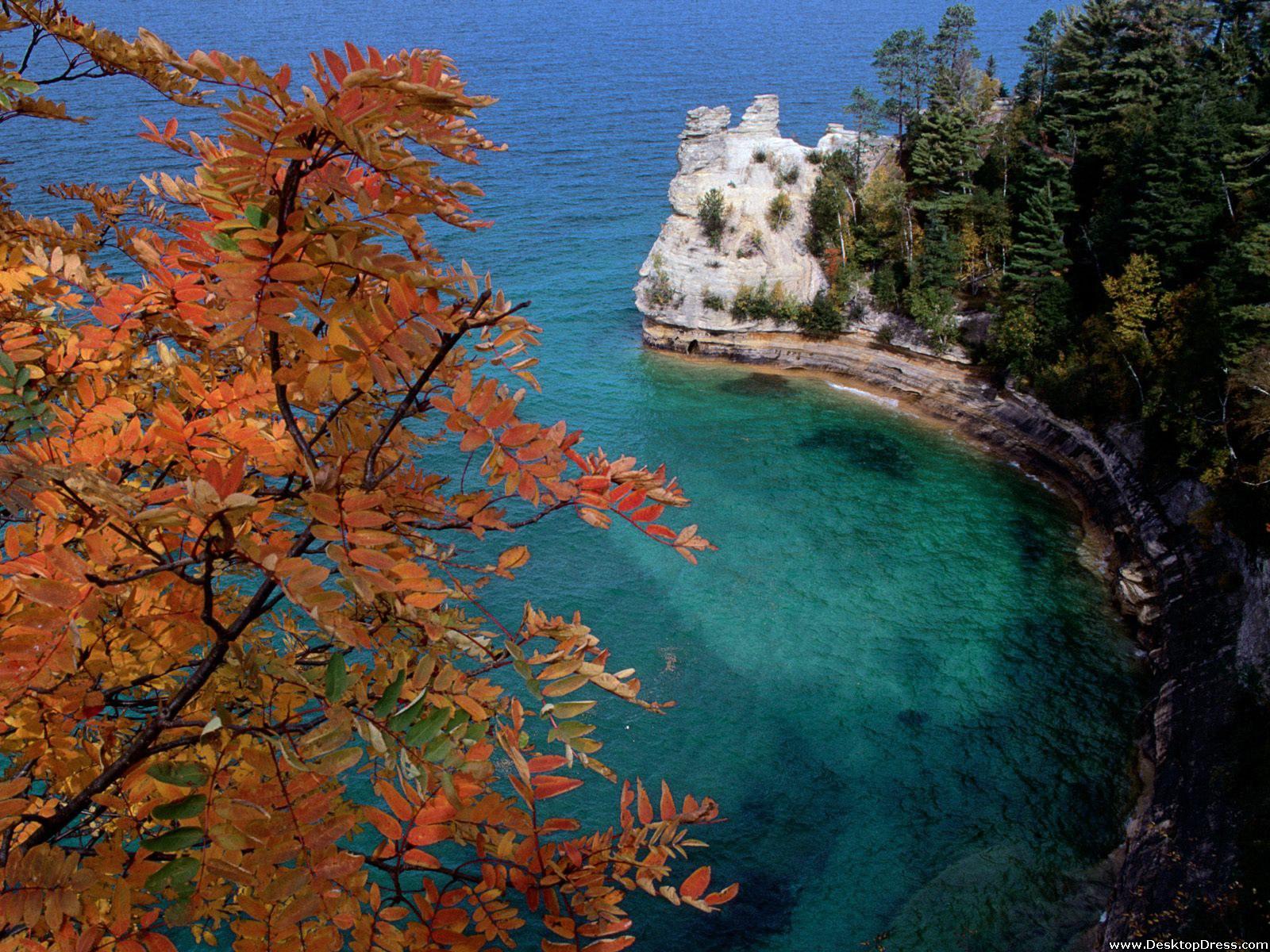 Desktop Wallpaper Natural Background Pictured Rocks National Lakeshore, Lake Superior, Michigan