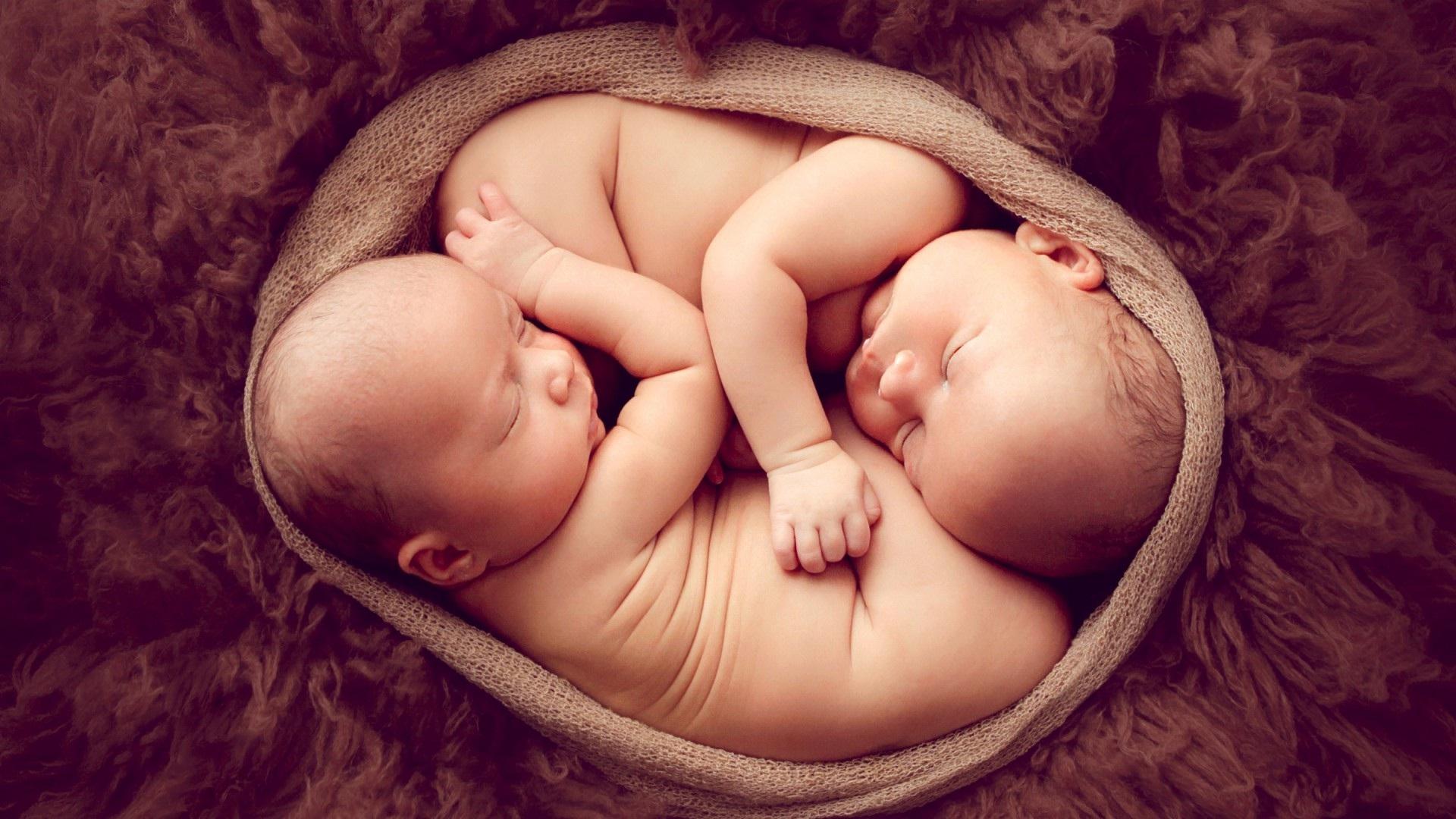 Good Night Couple Of Baby Sleeping Wallpaper Baby Pic Twins