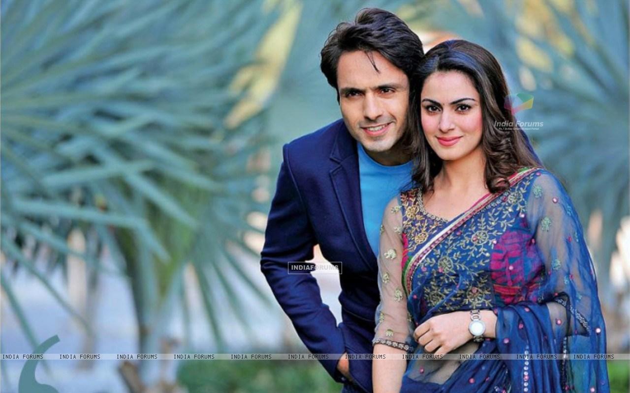 Cute Punjabi Couple Wallpaper Download Shraddha Arya Arya