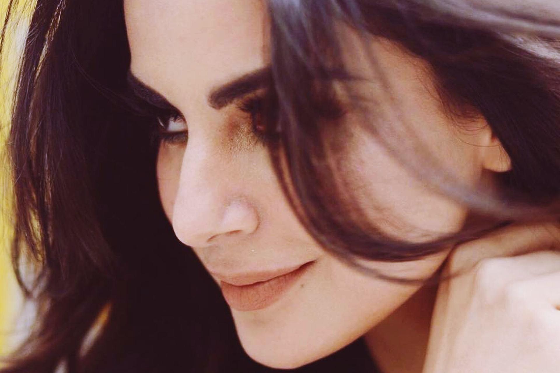 Shraddha Arya HD Wallpaper 36388
