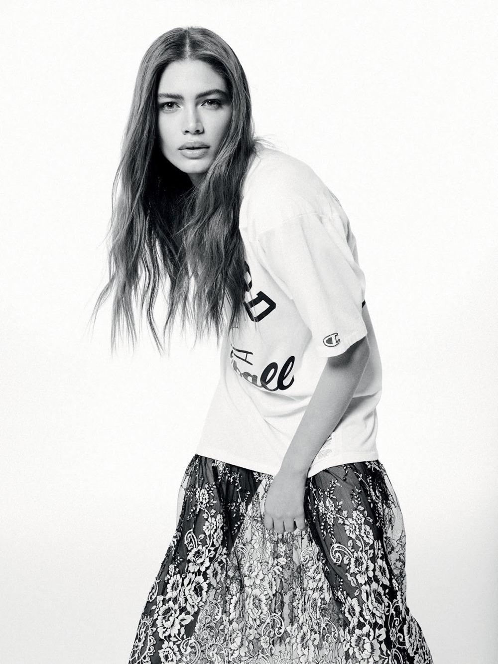 ELLE BRAZIL Valentina Sampaio By Bob Wolfenson. Vivian Whiteman