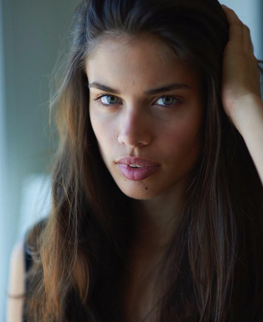 Sara Sampaio Photo Sampaio Free Wallpaper & Background