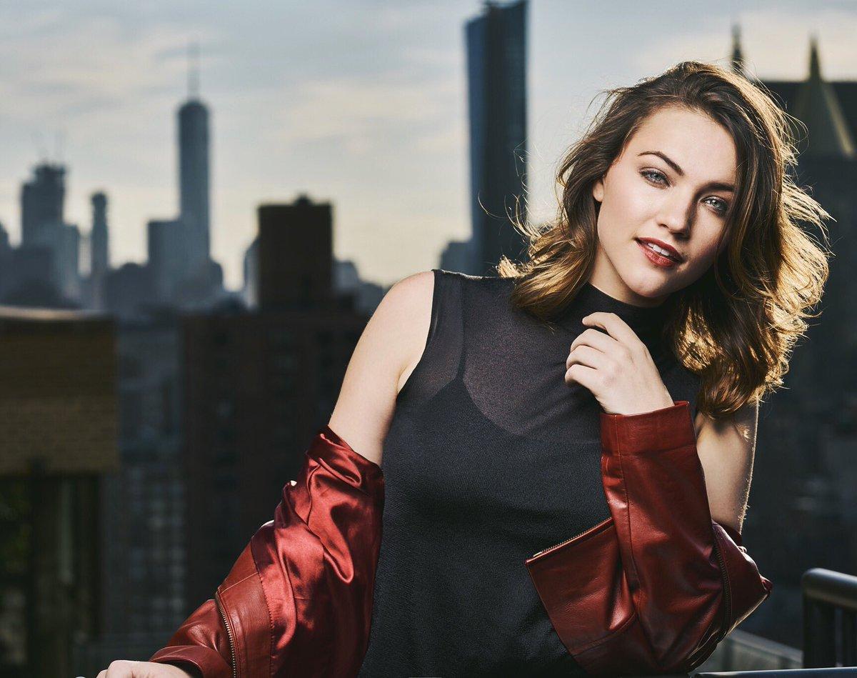 Violett Beane Wallpapers - Wallpaper Cave