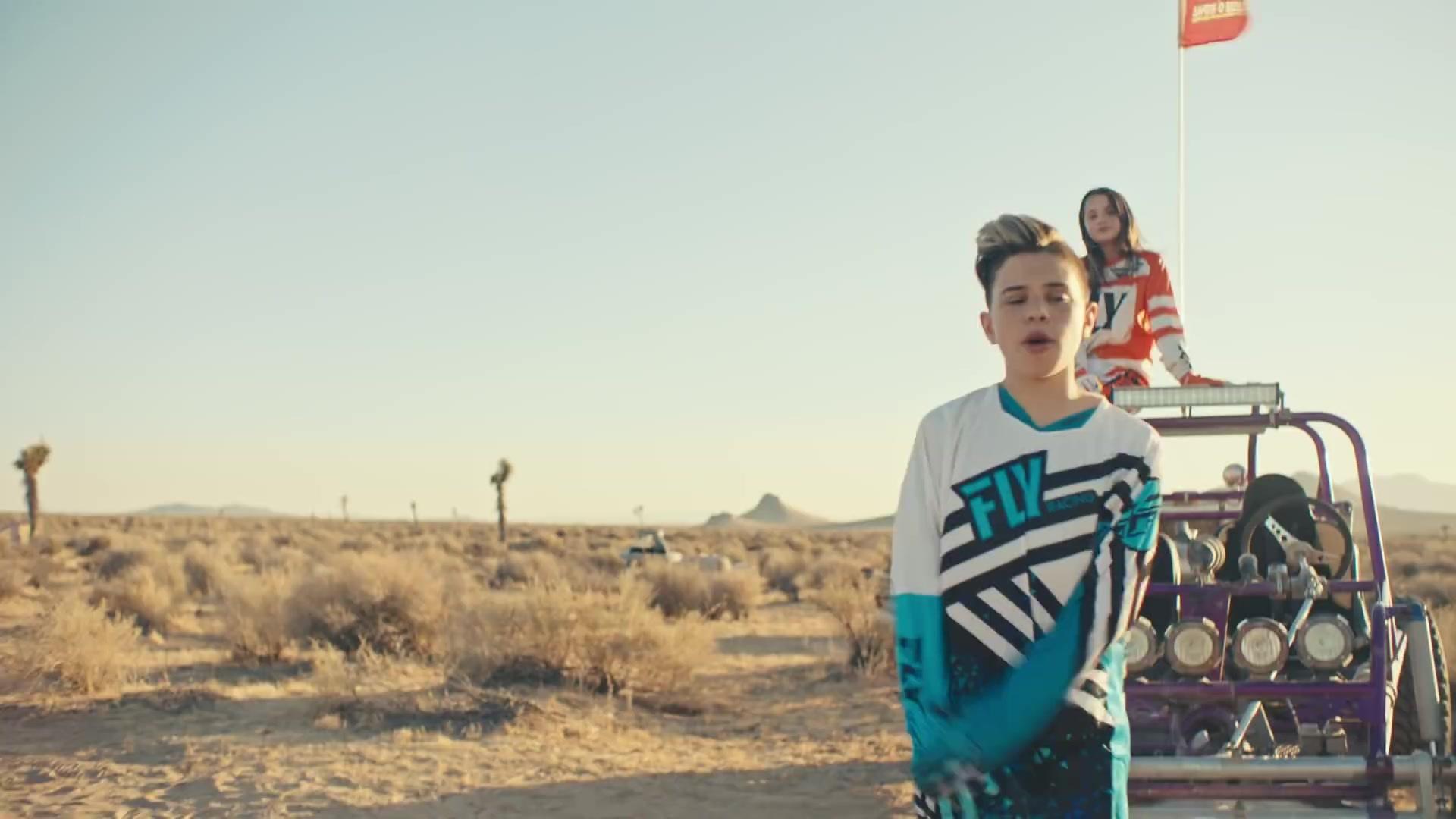 Christian Lalama look, Tic Toc style inspiration