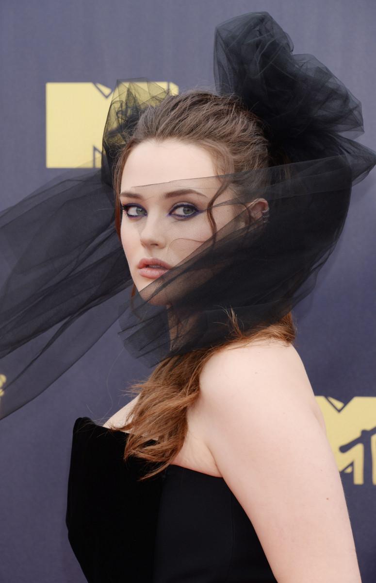 Katherine Langford wallpaper