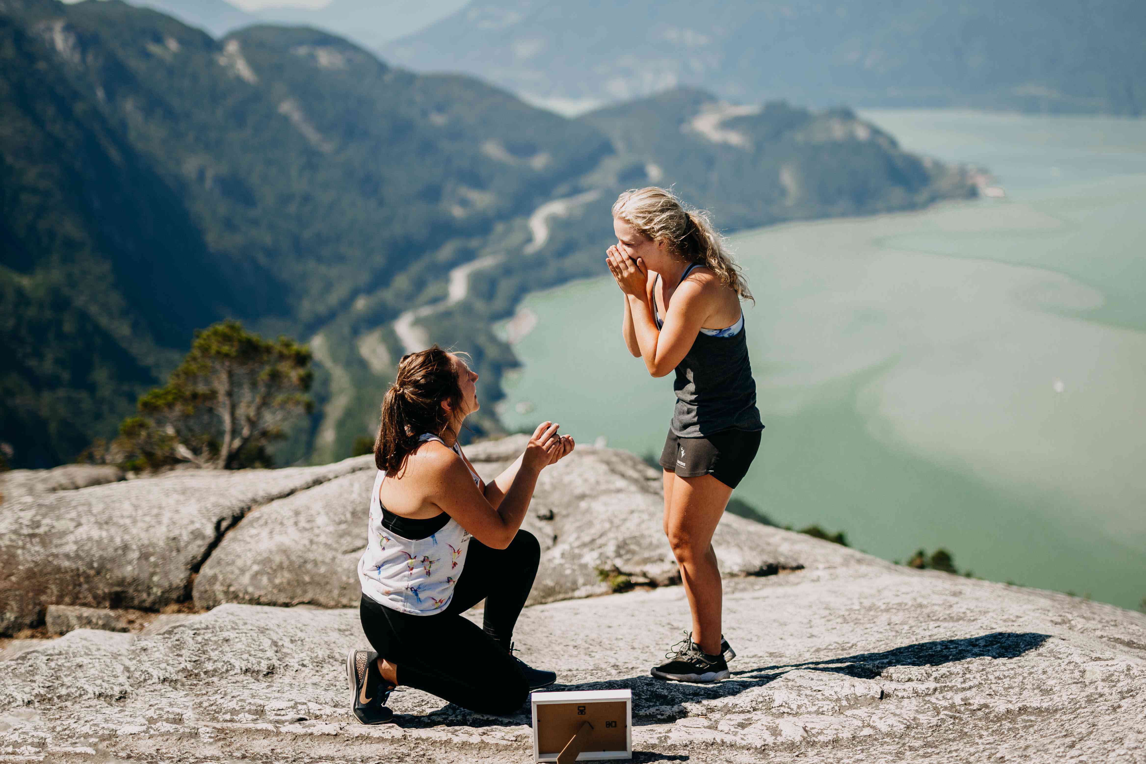 Proposal Goals Alert! These 37 Proposal Photo Are Crazy Epic
