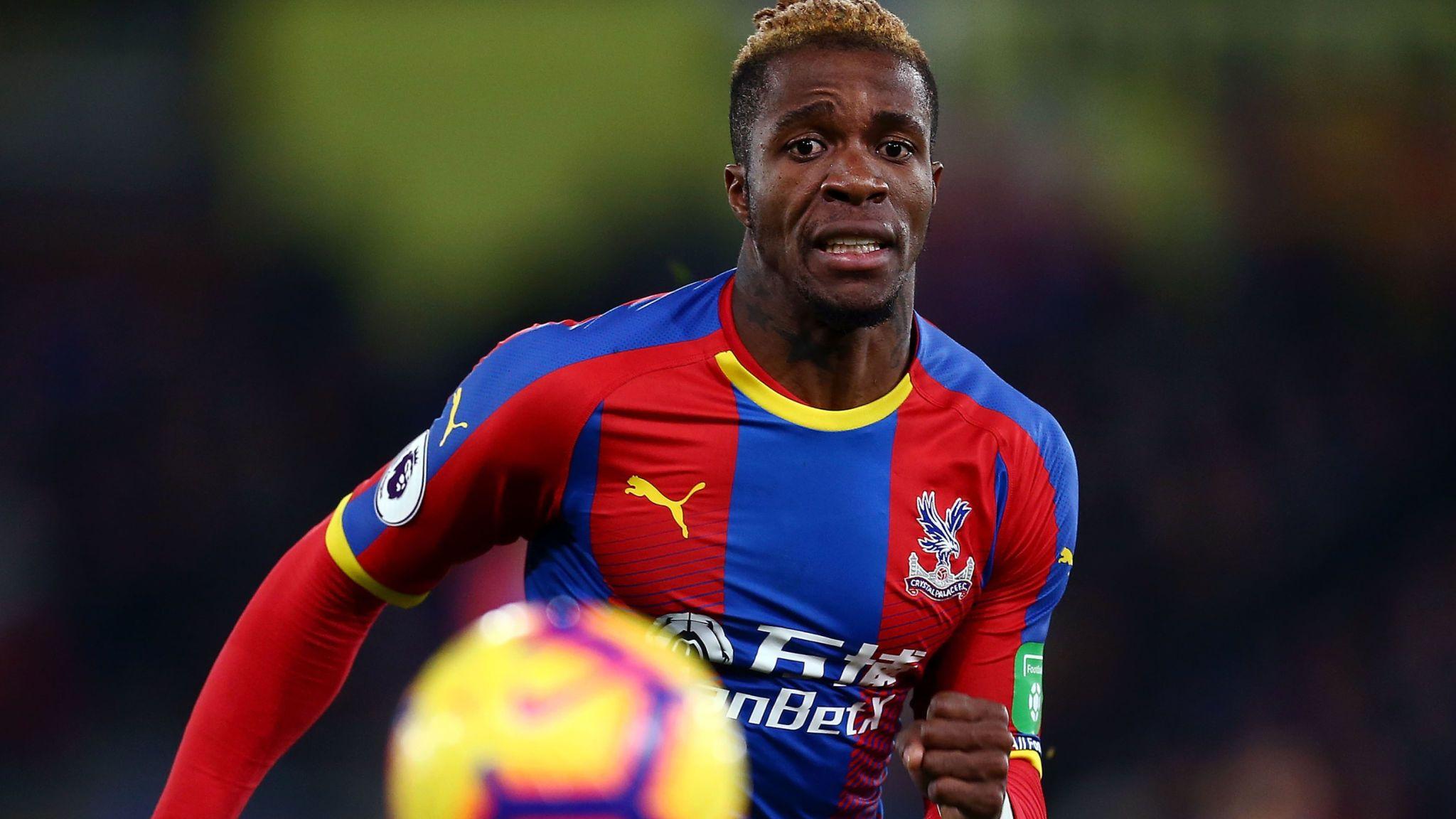 Borussia Dortmund interested in signing Wilfried Zaha from Crystal