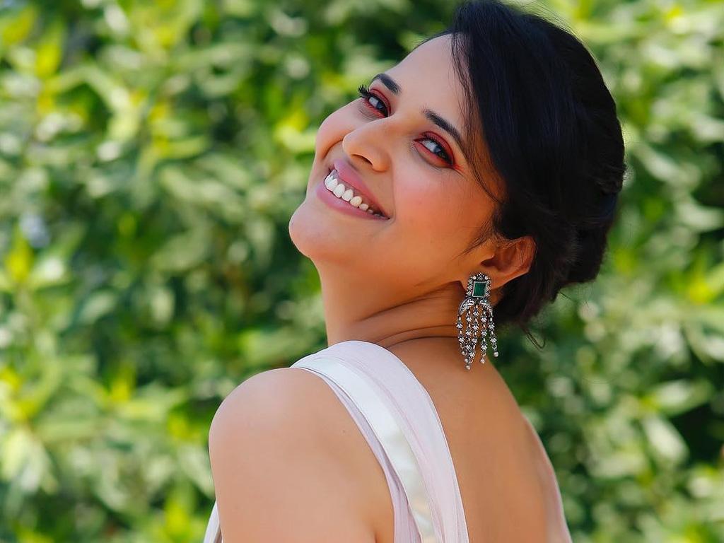 Anasuya Bharadwaj HQ Wallpaper. Anasuya Bharadwaj Wallpaper