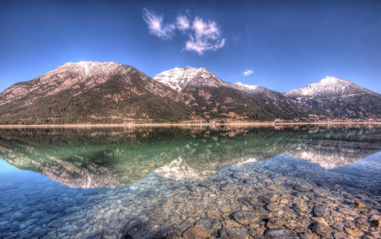 Mountains Crystal Clear Lake wallpaper. Mountains Crystal Clear