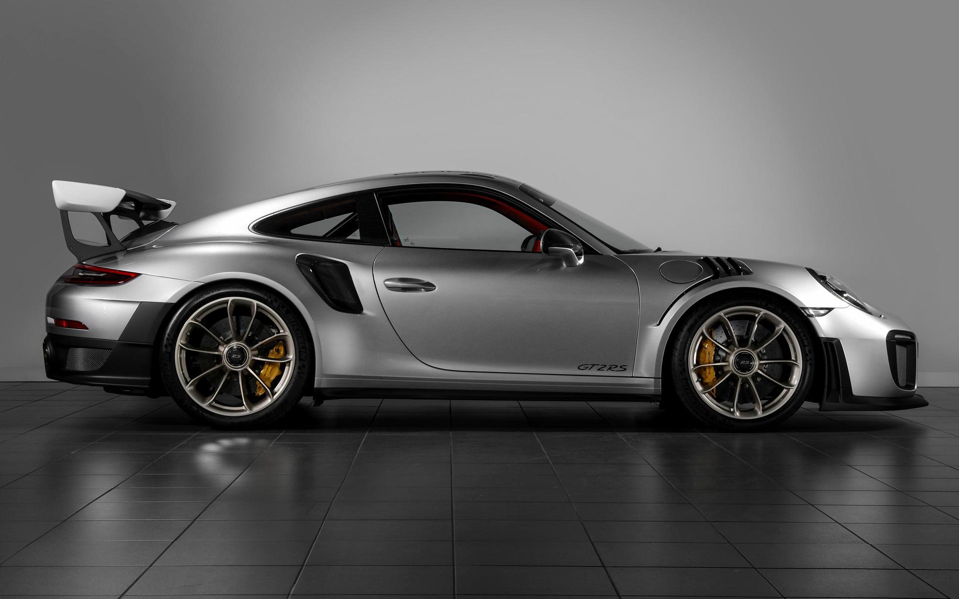Porsche 911 GT2 RS (AU) and HD Image