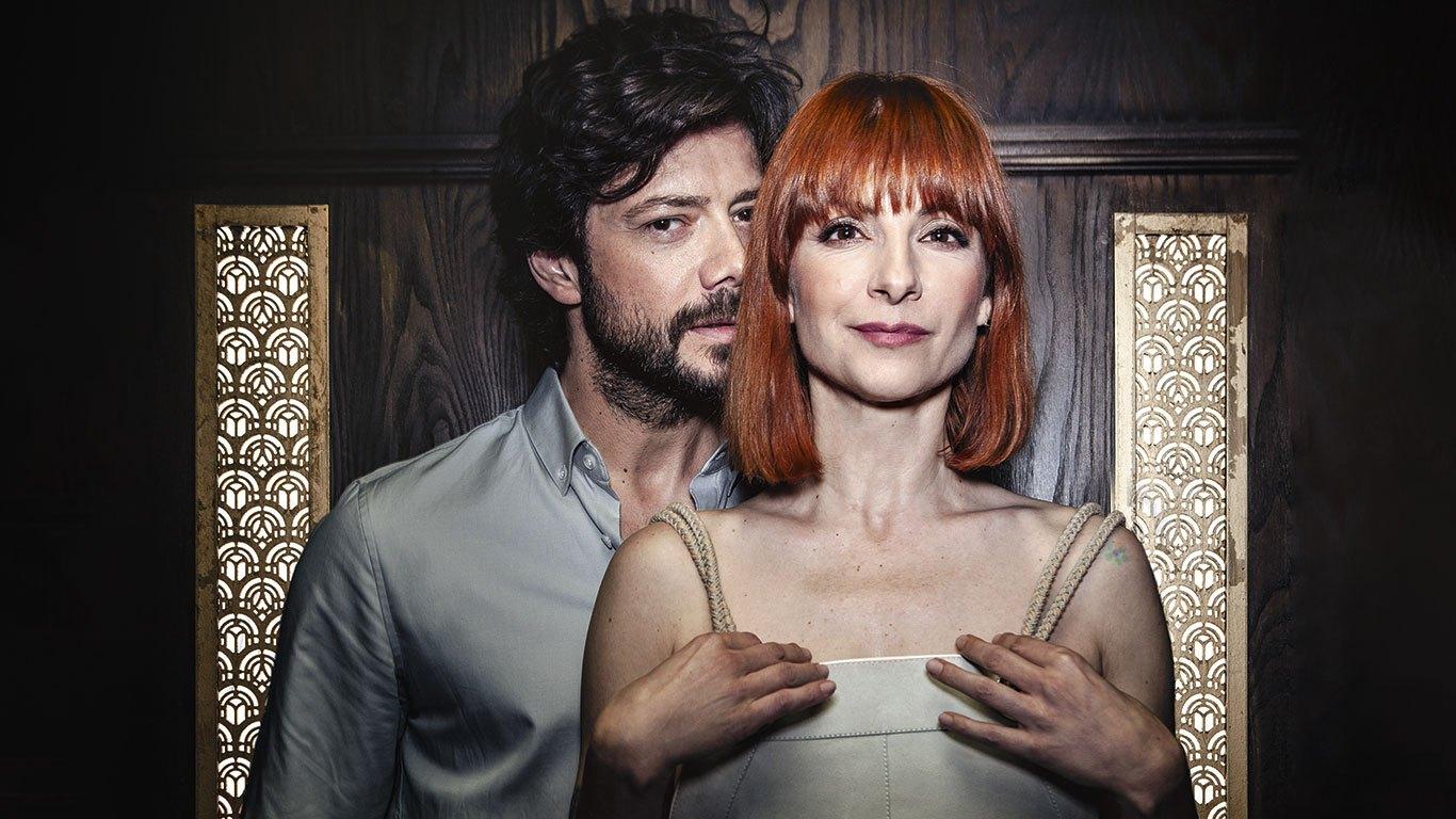 Alvaro Morte Y Najwa Nimri Somos La Resistencia El Pequeno Que Puede