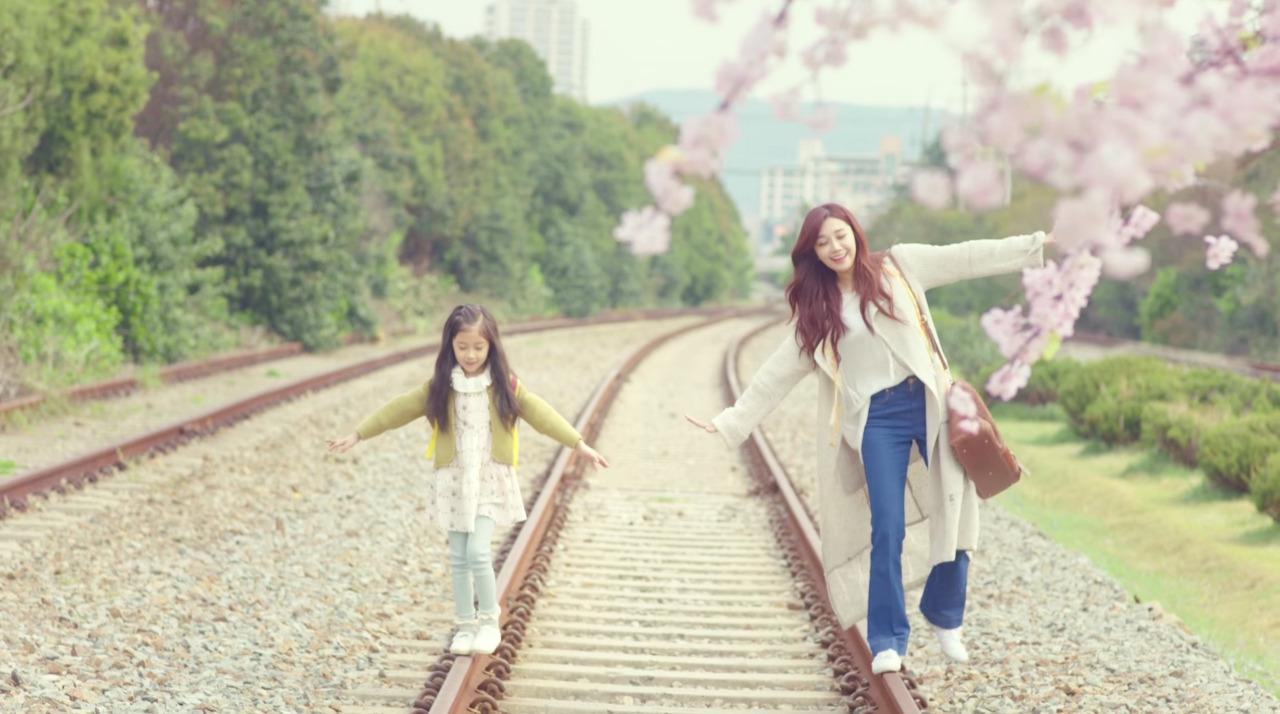 Jung Eunji imagens ♥ Jeong Eun Ji sky MV ♥ HD