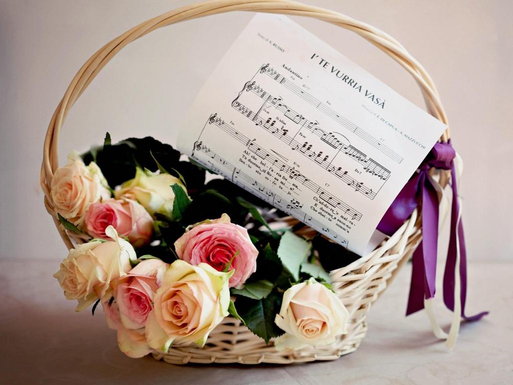 Download wallpaper 1024x768 roses, flowers, flower, basket, music