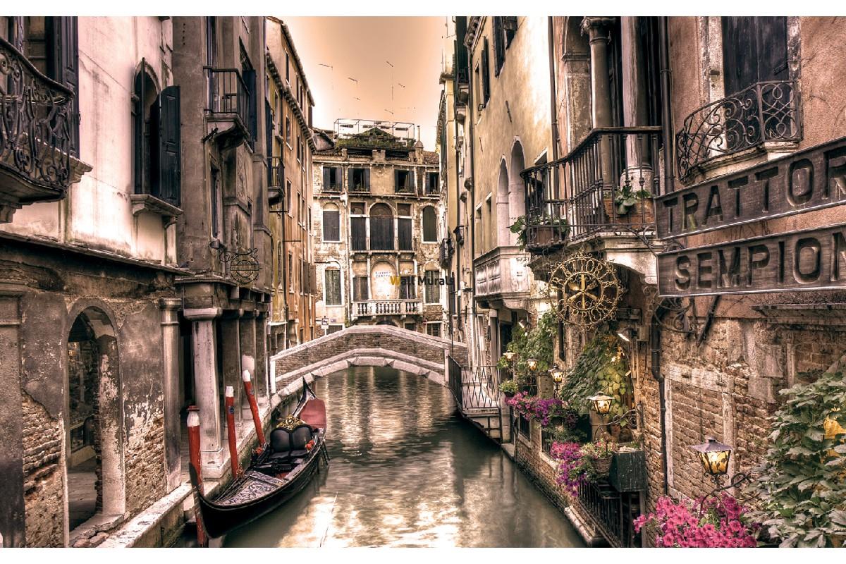 Wallpaper mural traditional view of canal in Venice