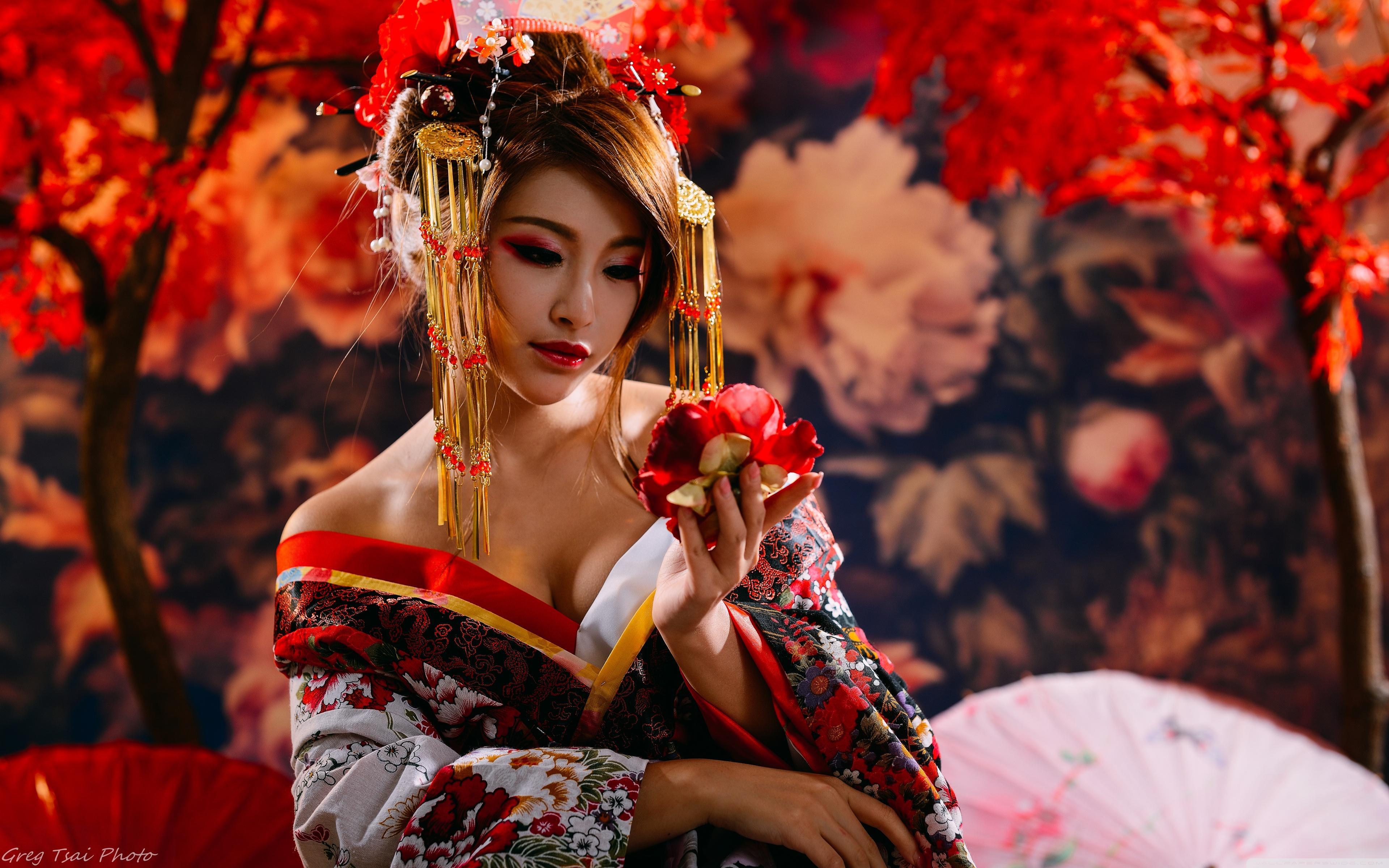 Japanese Woman ❤ 4K HD Desktop Wallpaper for 4K Ultra HD TV • Wide