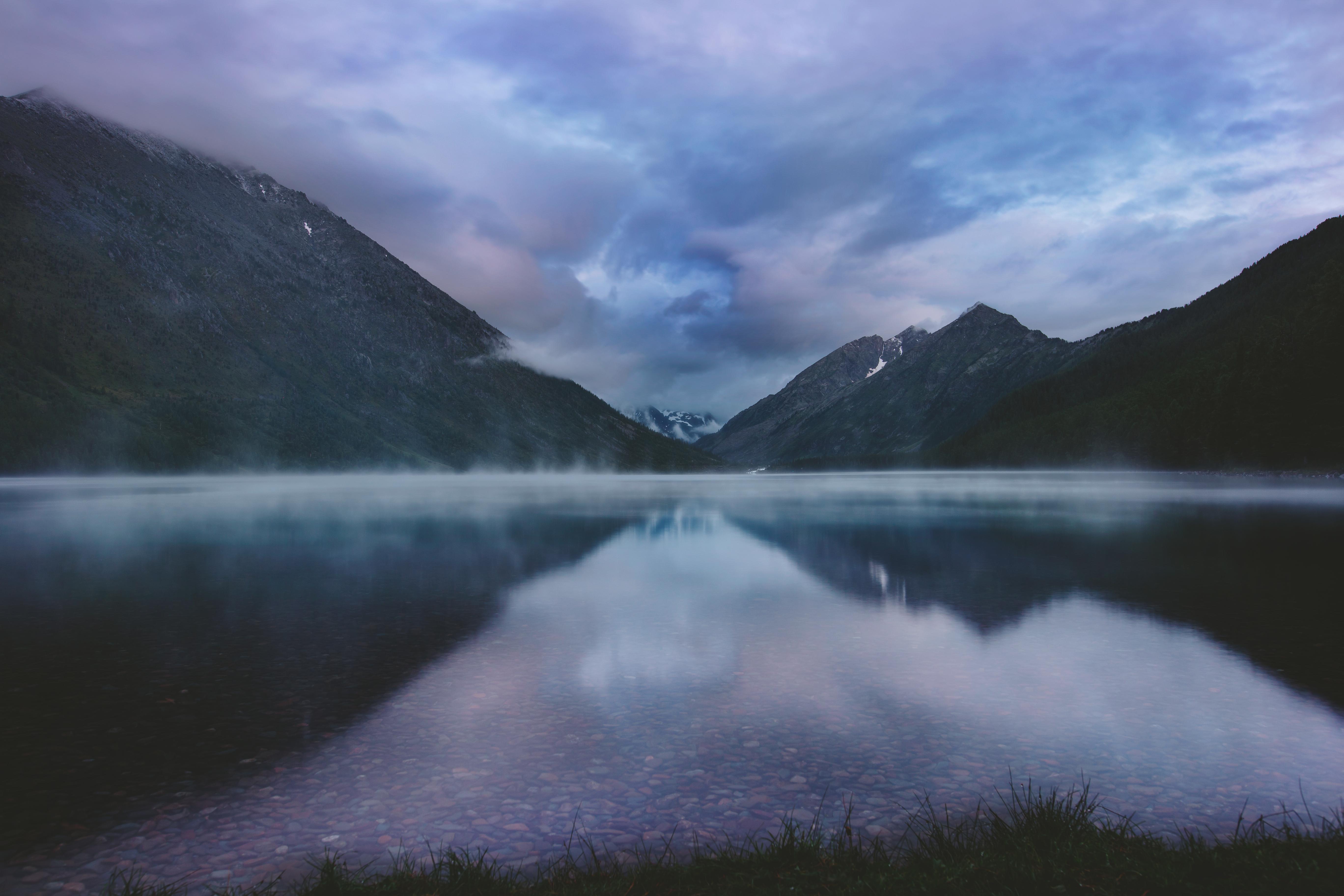 wallpaper mountains, lake, fog, clouds, altai, russia HD