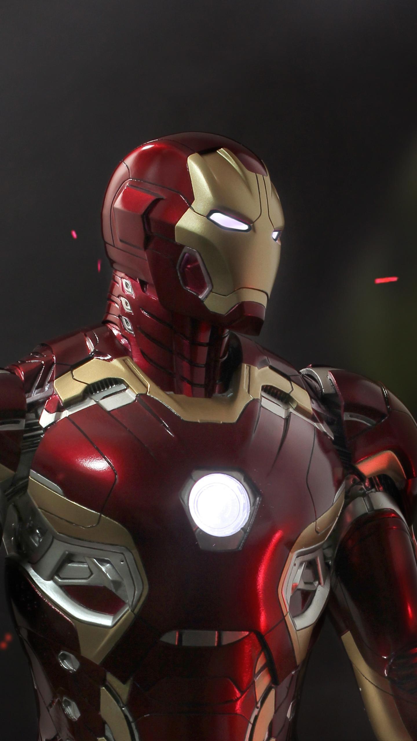 Comics Iron Man (1440x2560) Wallpaper