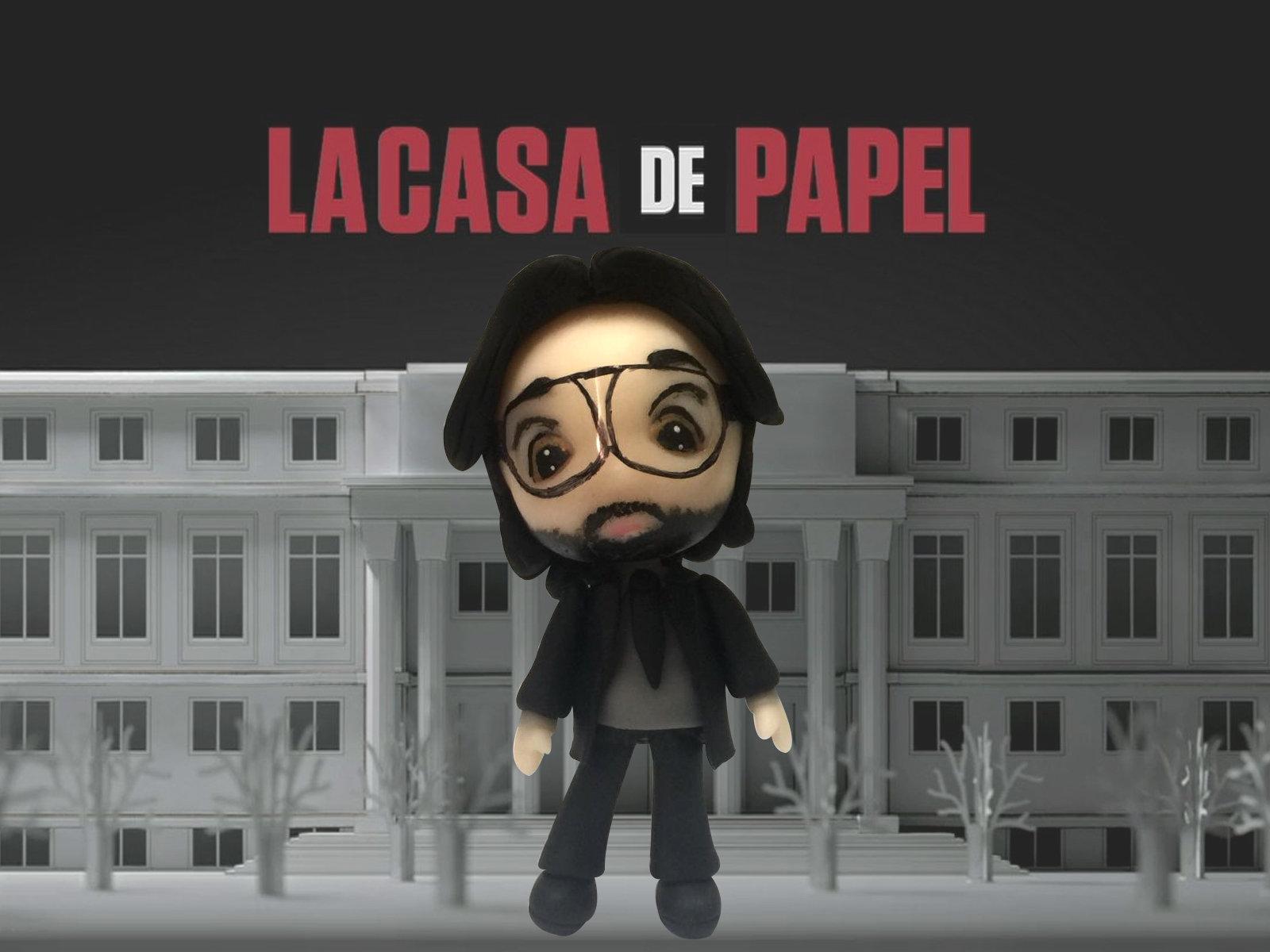 Figurine inspired in PROFESSOR of La Casa de Papel / Money Heist, handmade in Cold Porcelain
