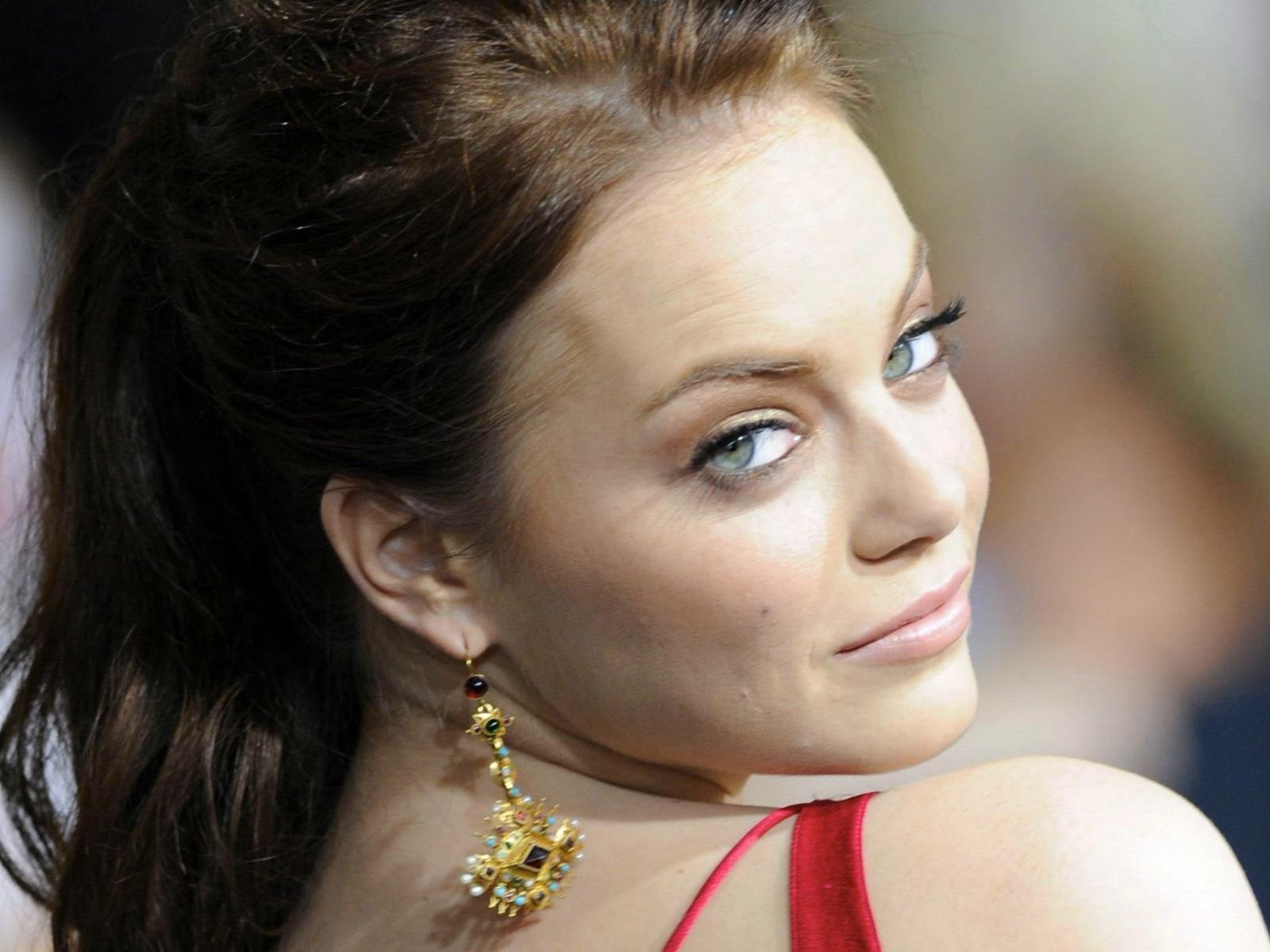 Emma Stone Attractive wallpaper. Emma Stone Attractive