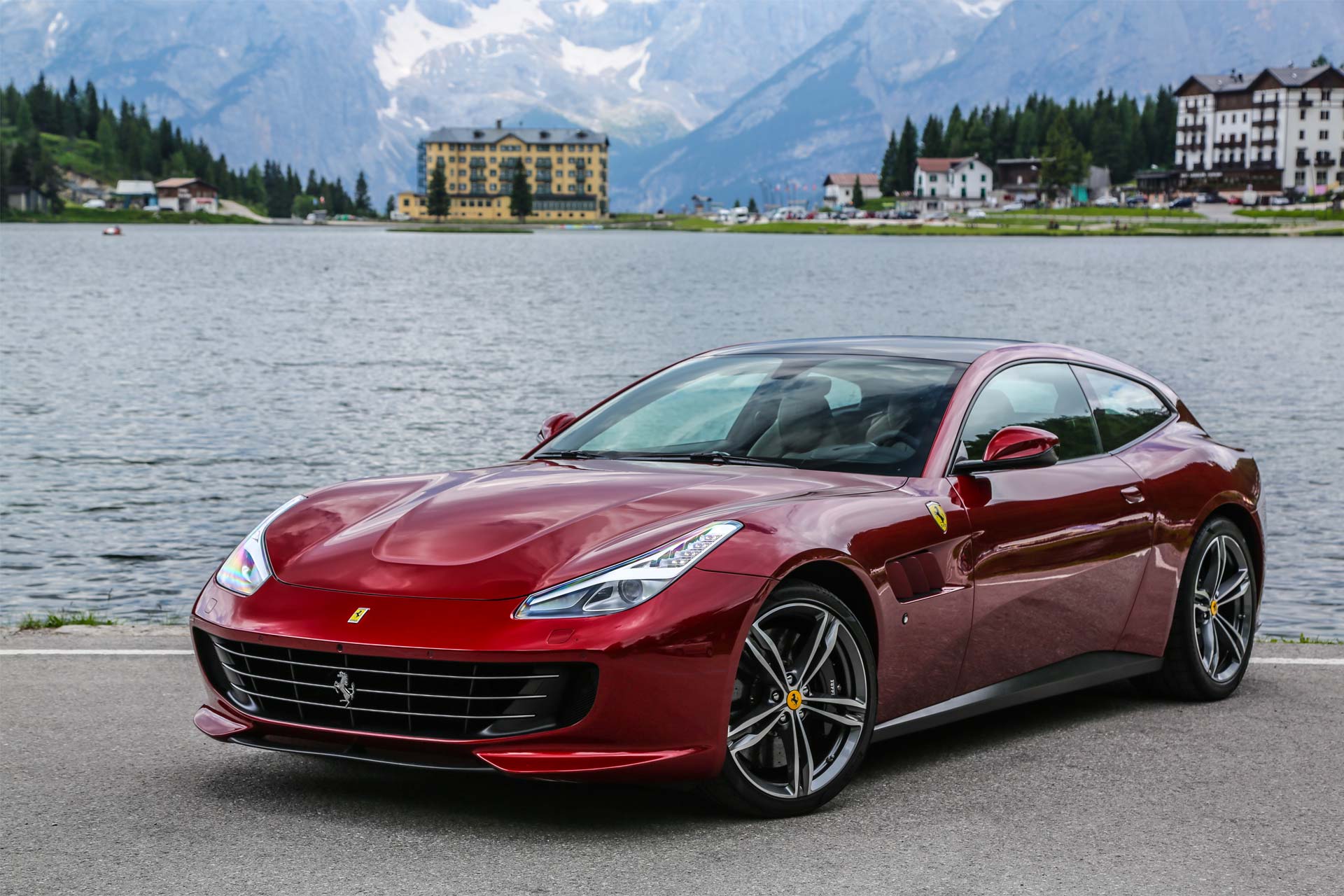 Ferrari GTC4Lusso and GTC4Lusso T launched In India