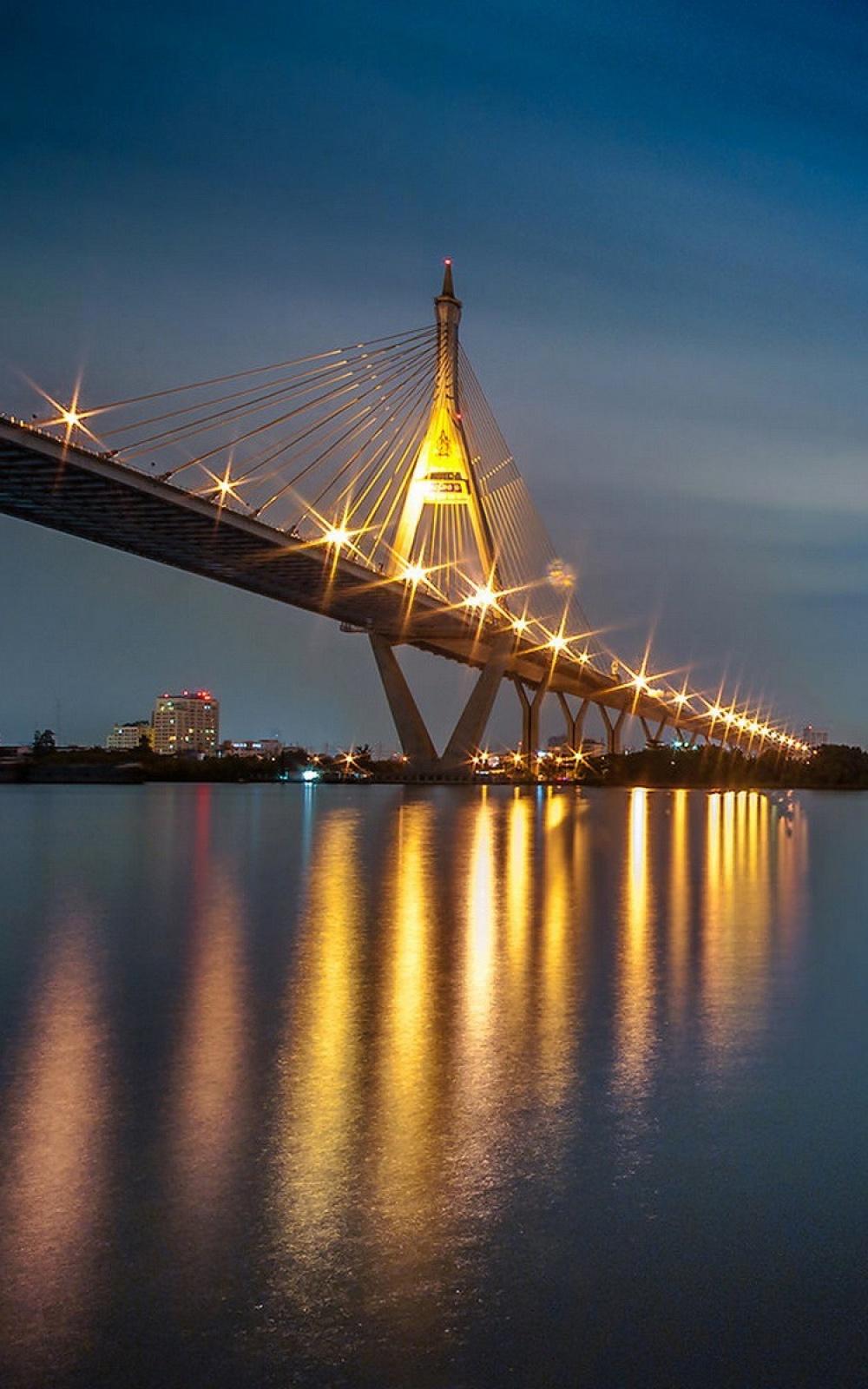 Light Reflection Bridge At Night Android Wallpaper free download
