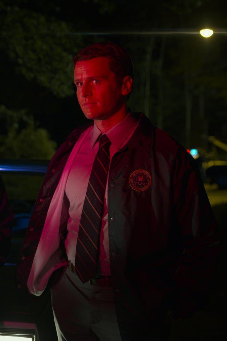 The First Look at Mindhunter Season 2 Introduces a Community Torn