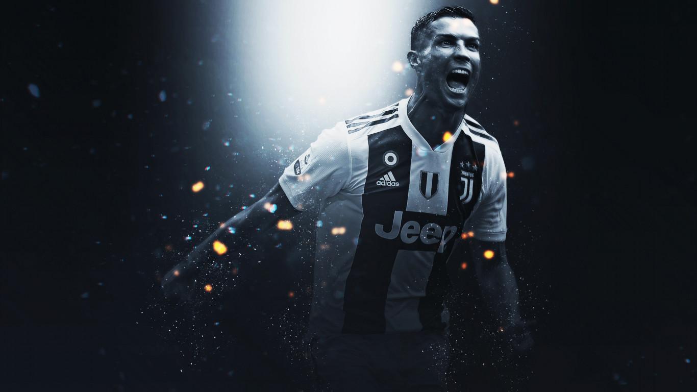 Download wallpaper: Cristiano Ronaldo at Juventus 1366x768