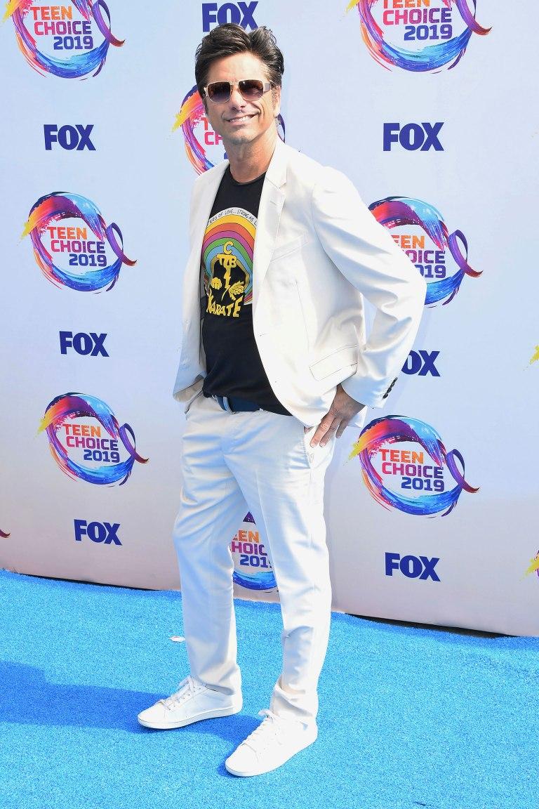 Teen Choice Awards red carpet arrivals: Who wore what