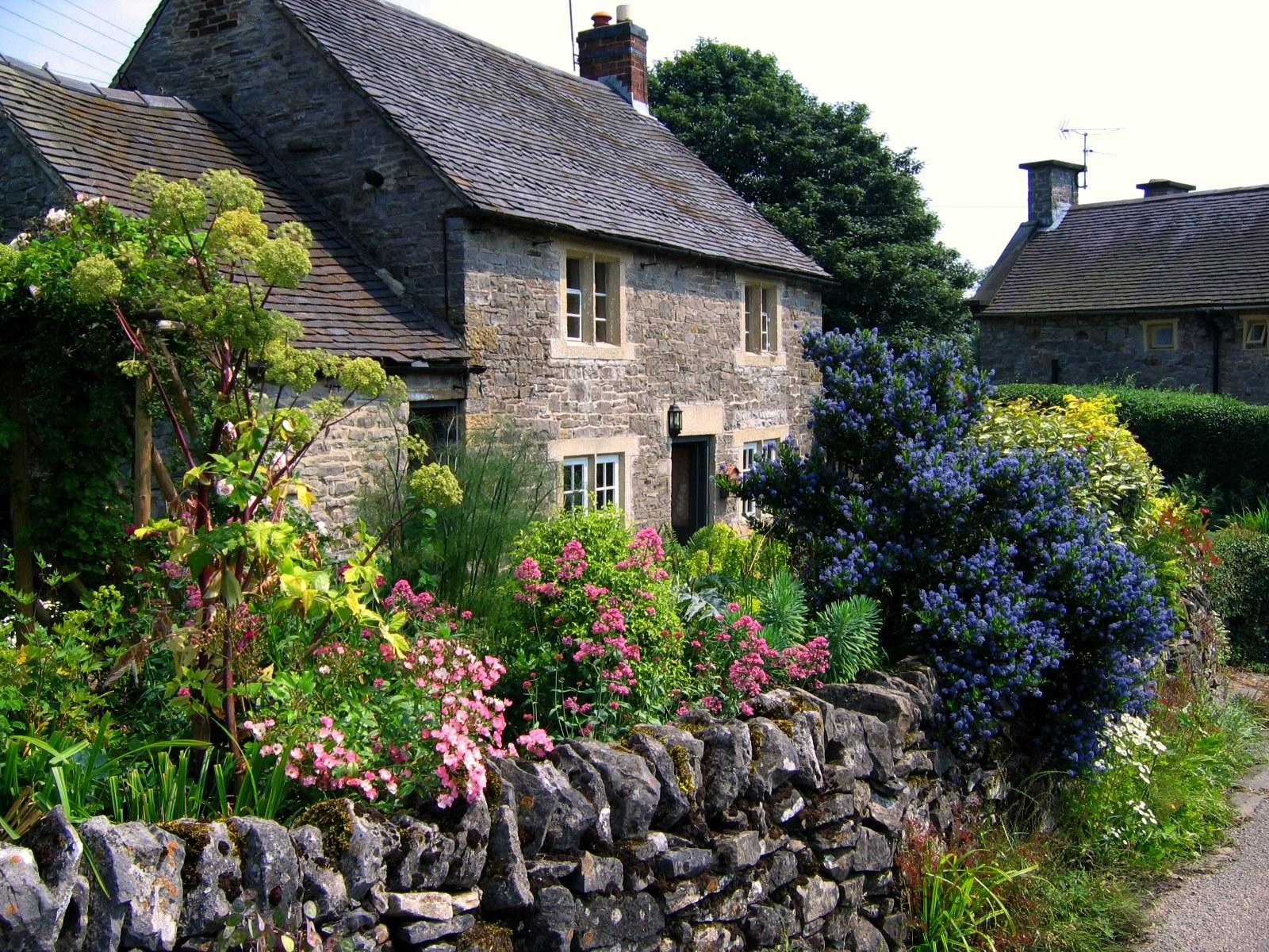 English Cottage Garden Wallpaper English Cottage Garden