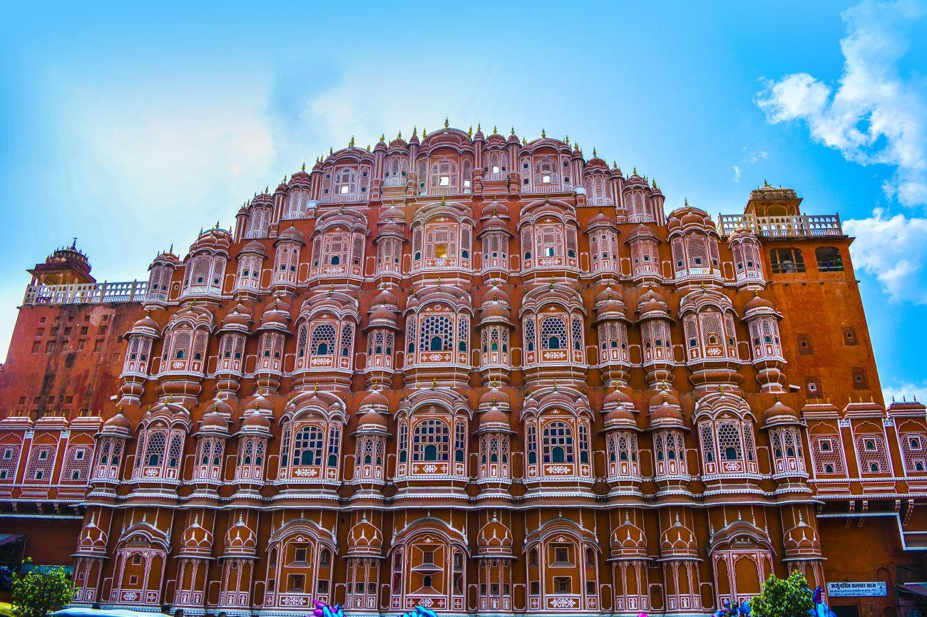 Browse Hawa Mahal, Jaipur Photo and Image Gallery