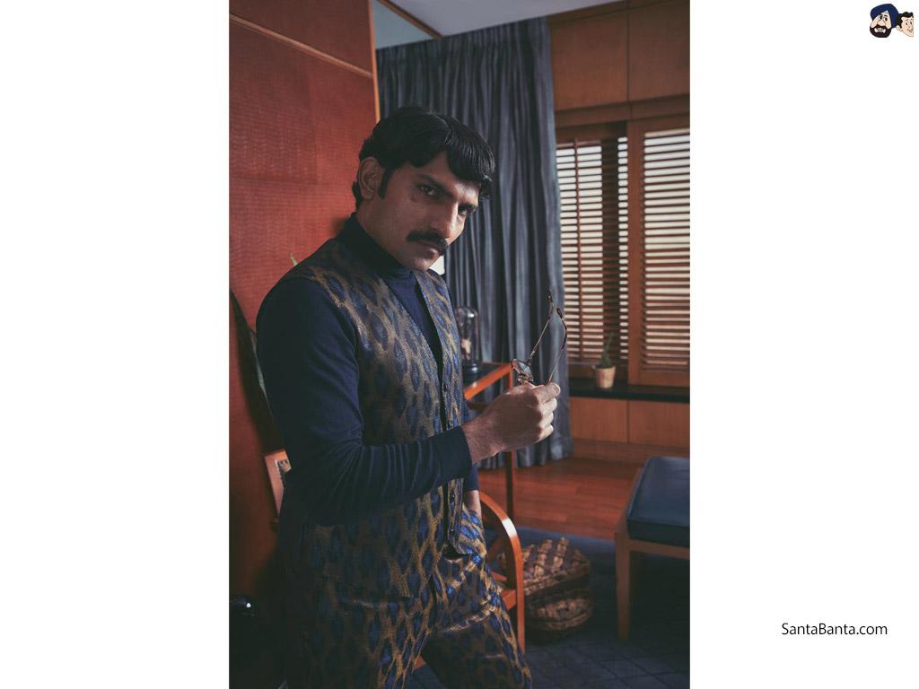 Sacred Games 2 Wallpaper