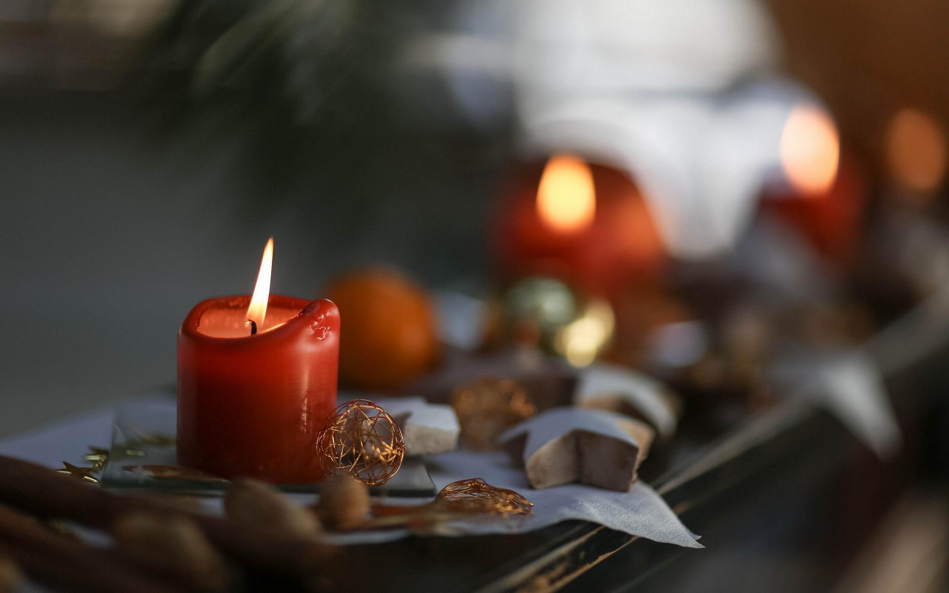 Christmas Candles Wallpaper Background_hd wallpaper_download free