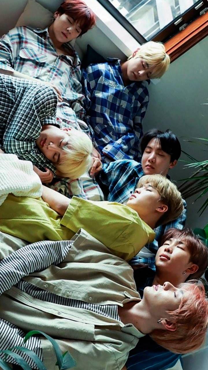 Download BTS SLEEPING Wallpaper