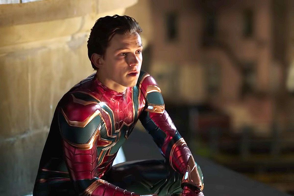 Spider Man: Far From Home Review: Spidey's Sequel Gets Stuck