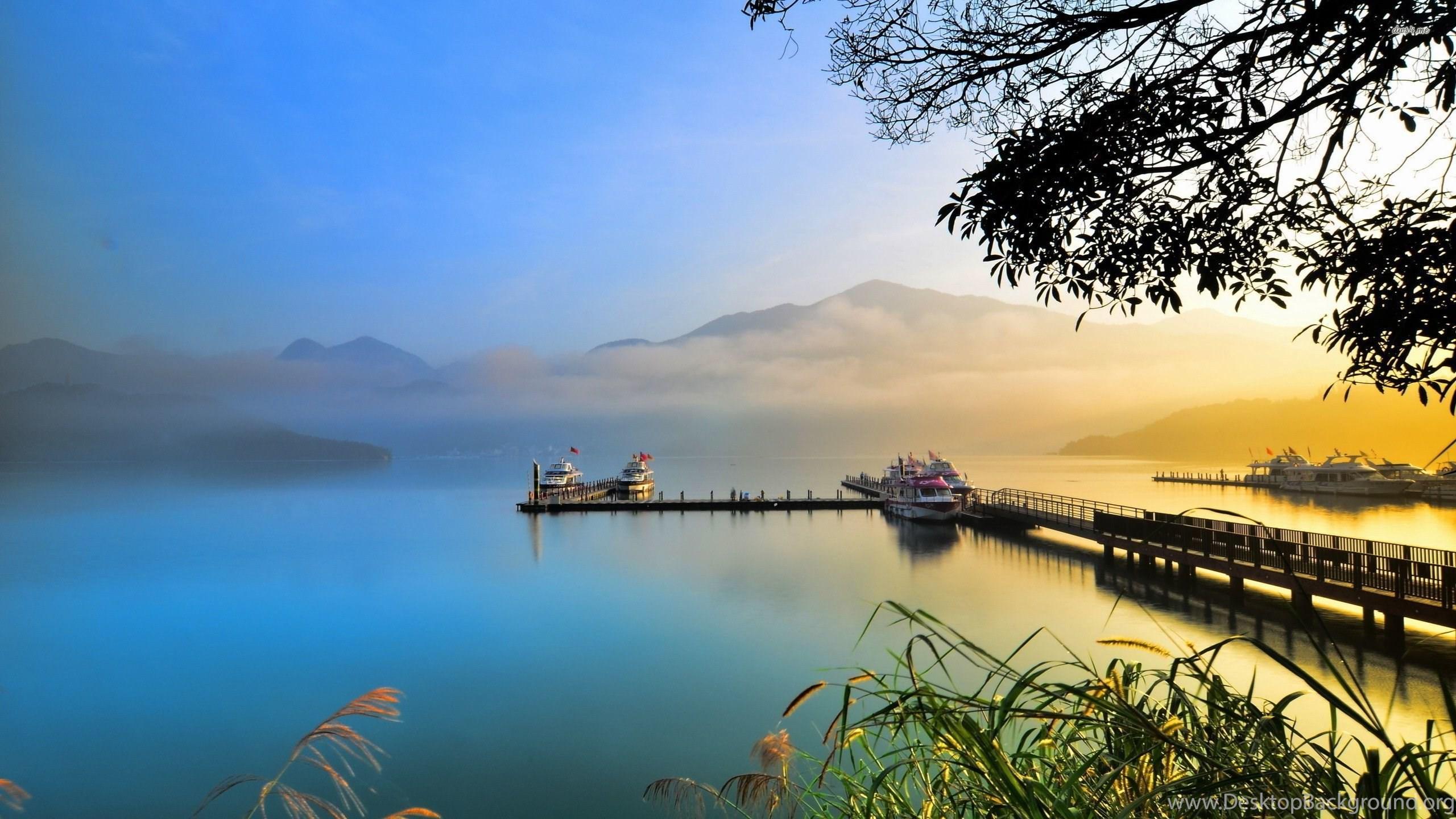 Golden Sun Rising To Warm Up The Foggy Lake Wallpaper Nature