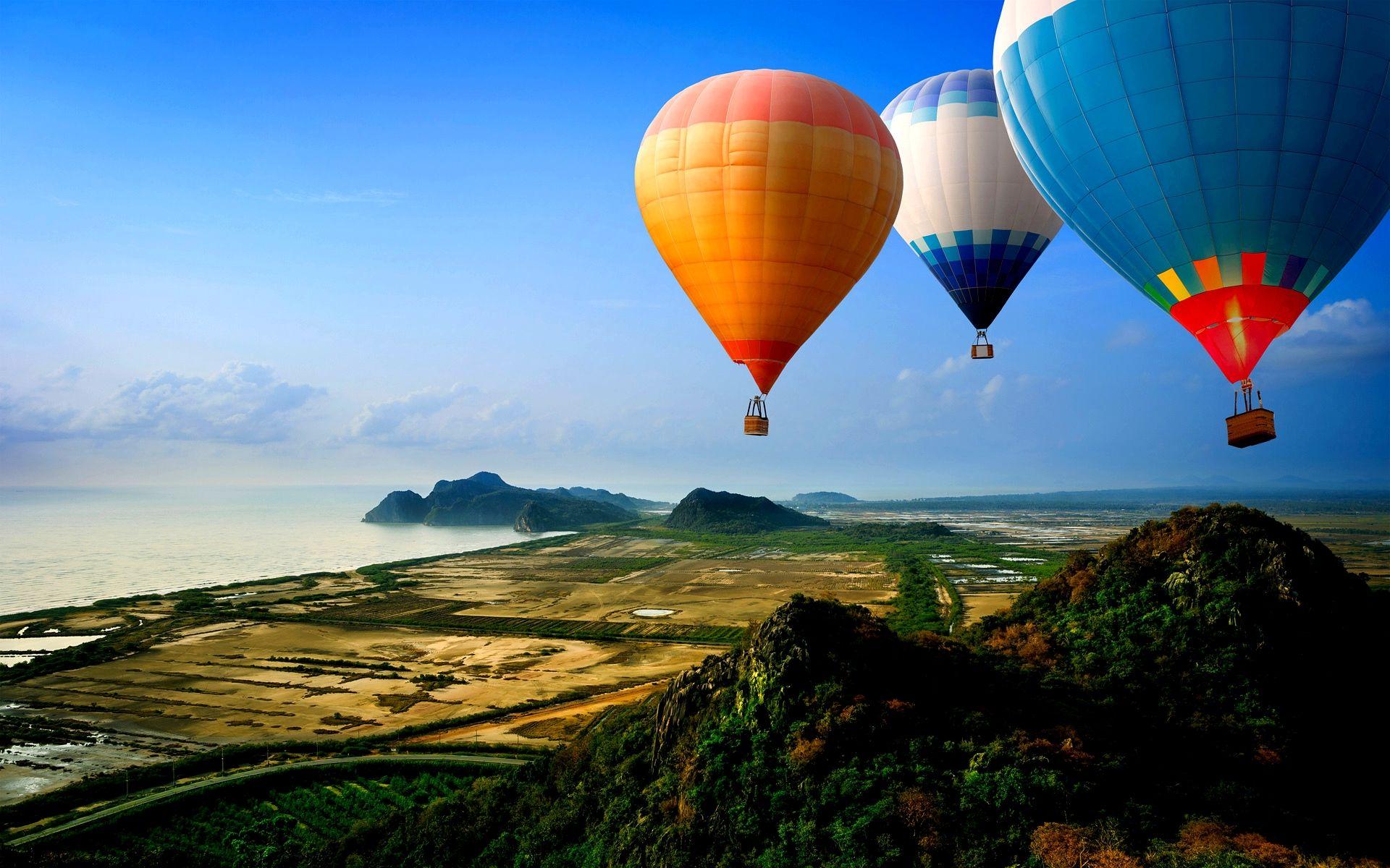HD Hot Air Balloons Wallpaper. Download Free. Air balloon rides, Hot air balloon rides, Balloon rides