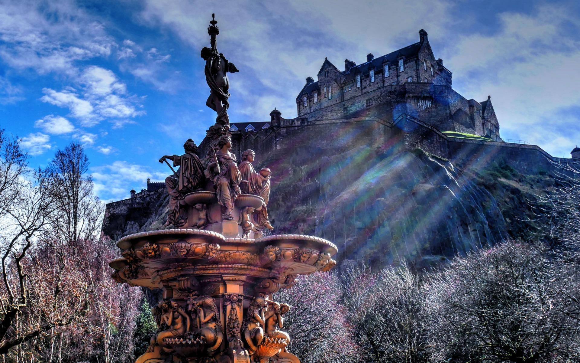 Download wallpaper Edinburgh Castle, old castle, old fountain