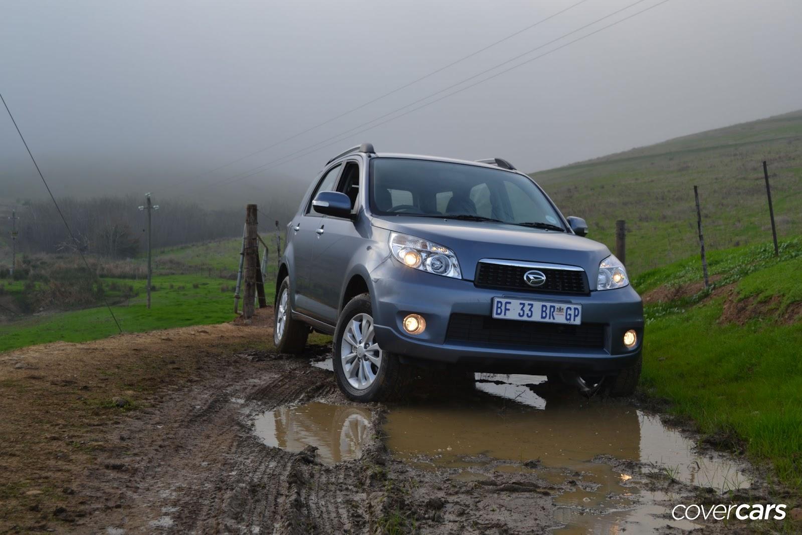 pic new posts: Wallpaper Daihatsu Terios 2012