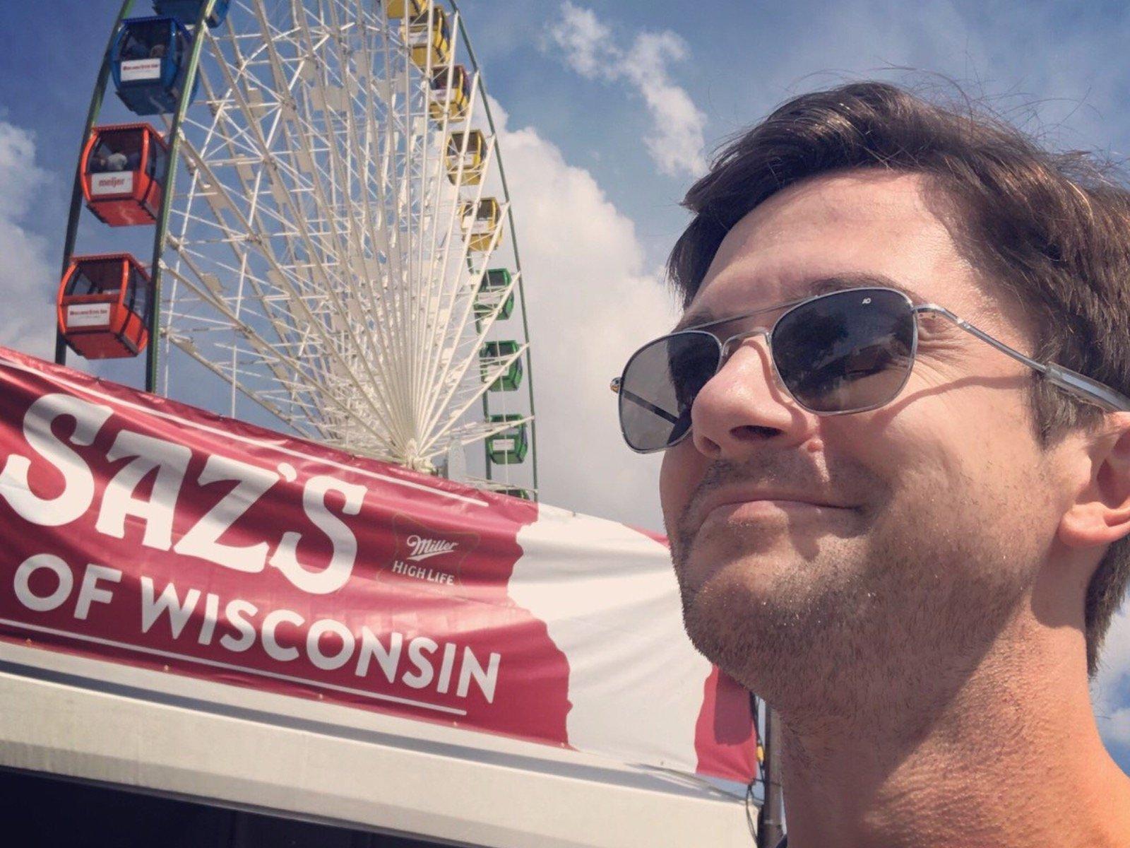 Hello Wisconsin! That '70s Show alum Topher Grace drops by the