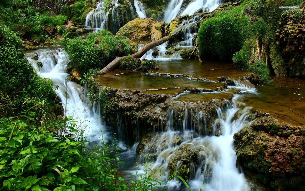 Beautiful Waterfalls & Scenic wallpaper. Beautiful Waterfalls