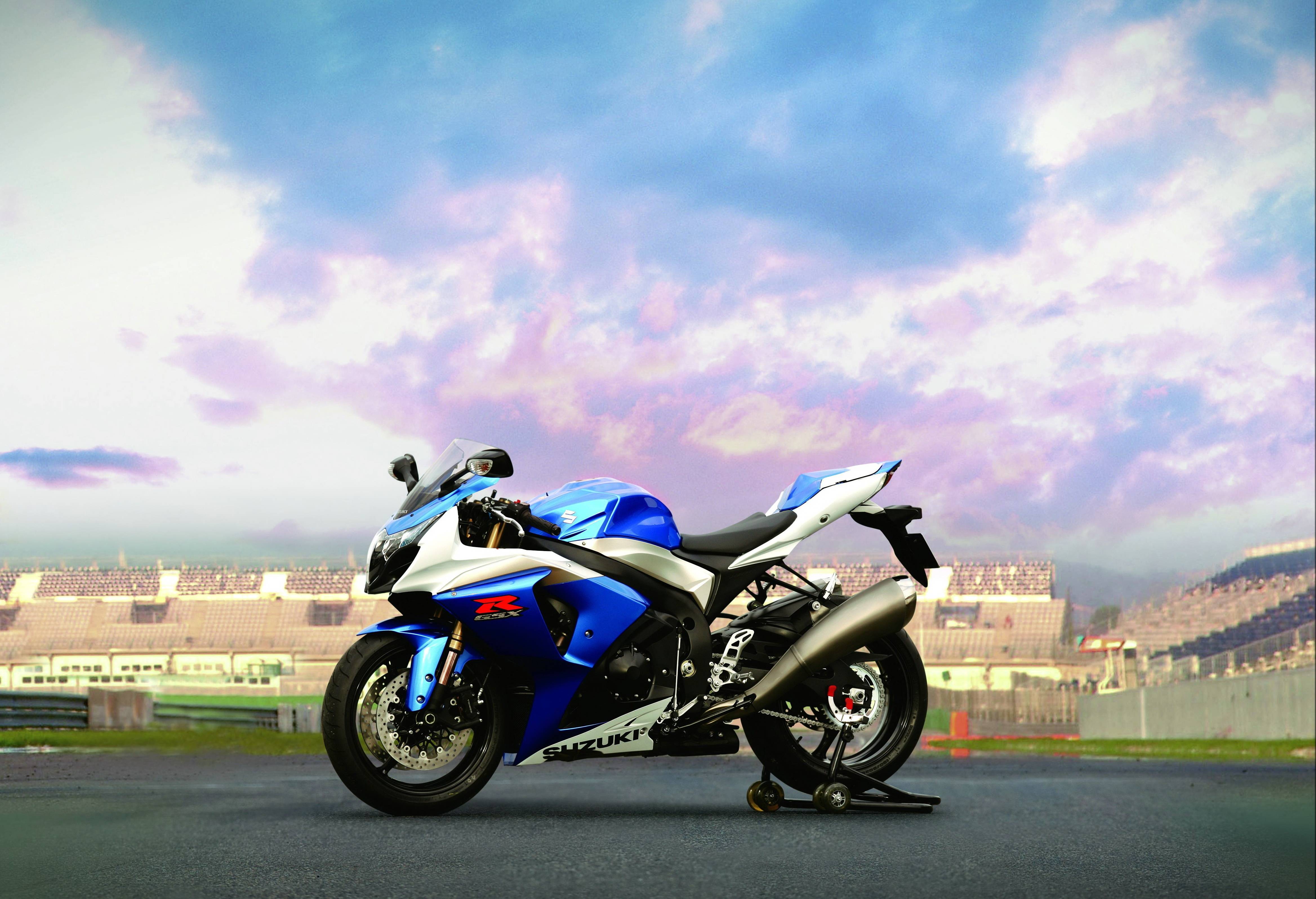 GSX 1000 Wallpapers - Wallpaper Cave