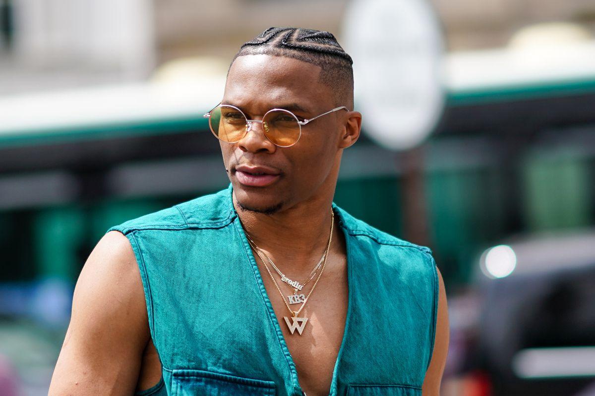 Russell Westbrook Dines at Houston Restaurant as Rockets Trade Looms