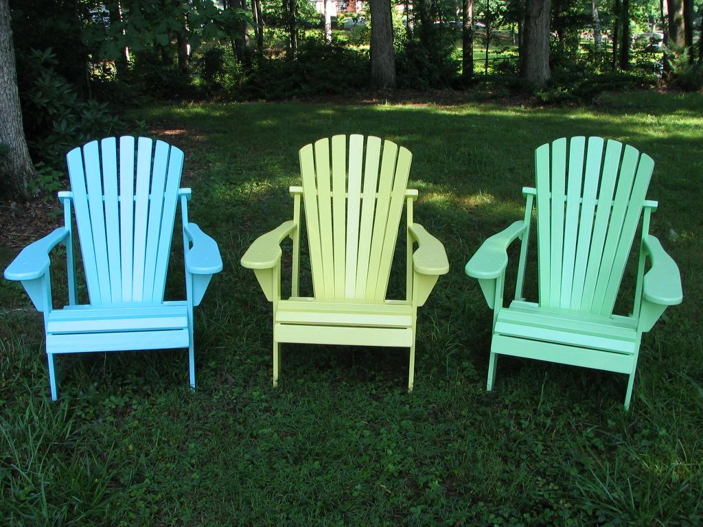 Ways to Incorporate Adirondack Chairs around Your House