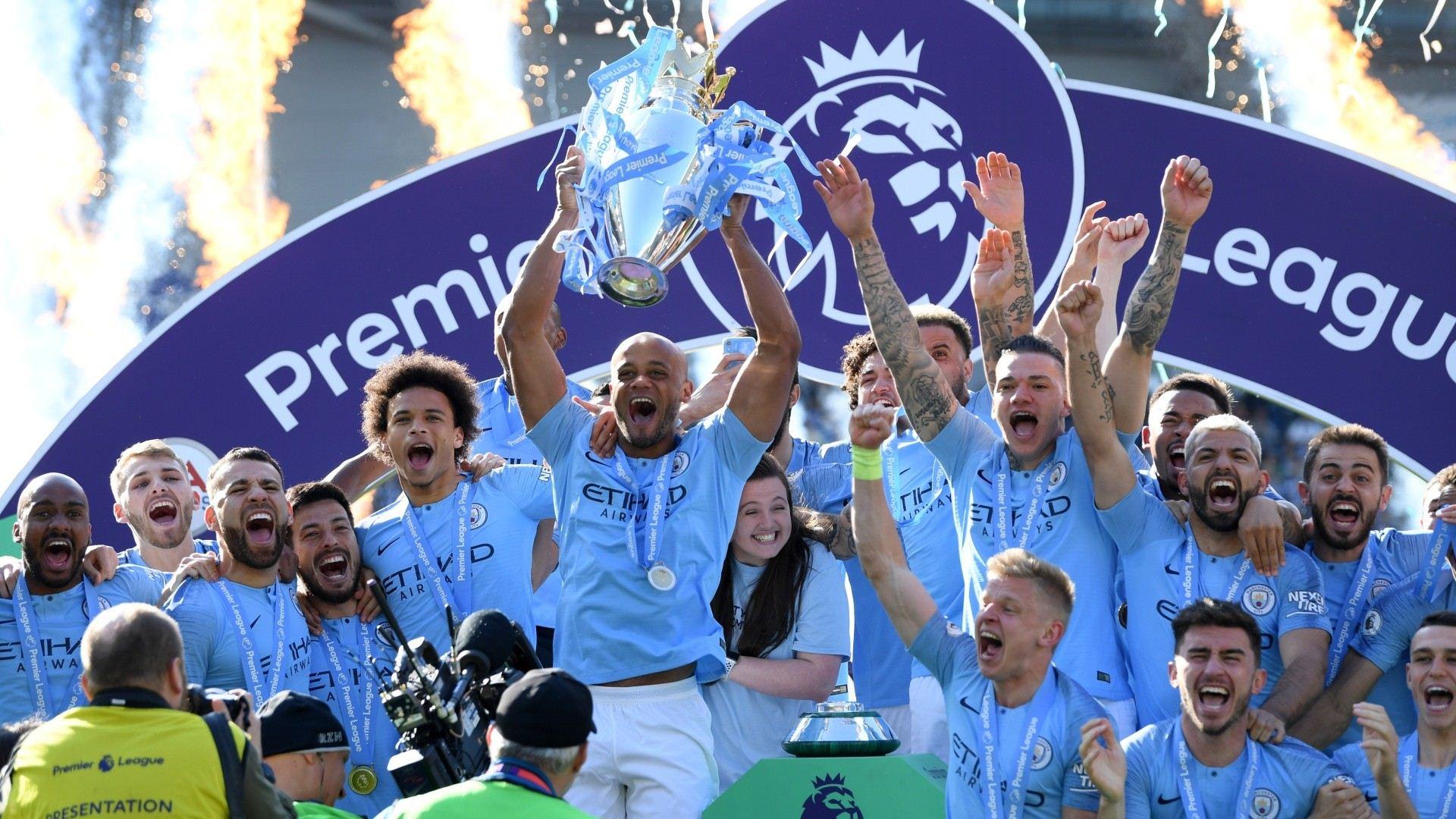 Man City Lift Premier League Trophy After 2018 19 Title Win