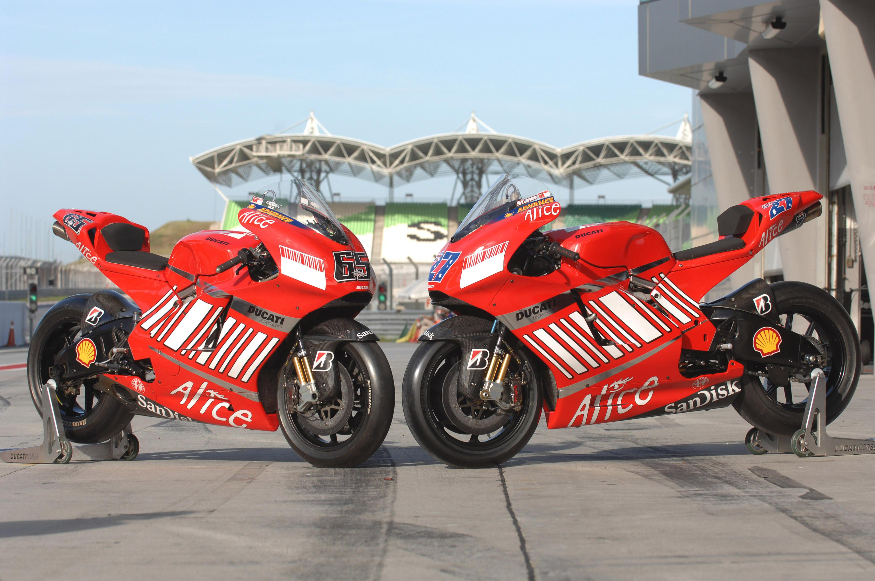 desmosedici wallpaper.org forum. the home for ducati