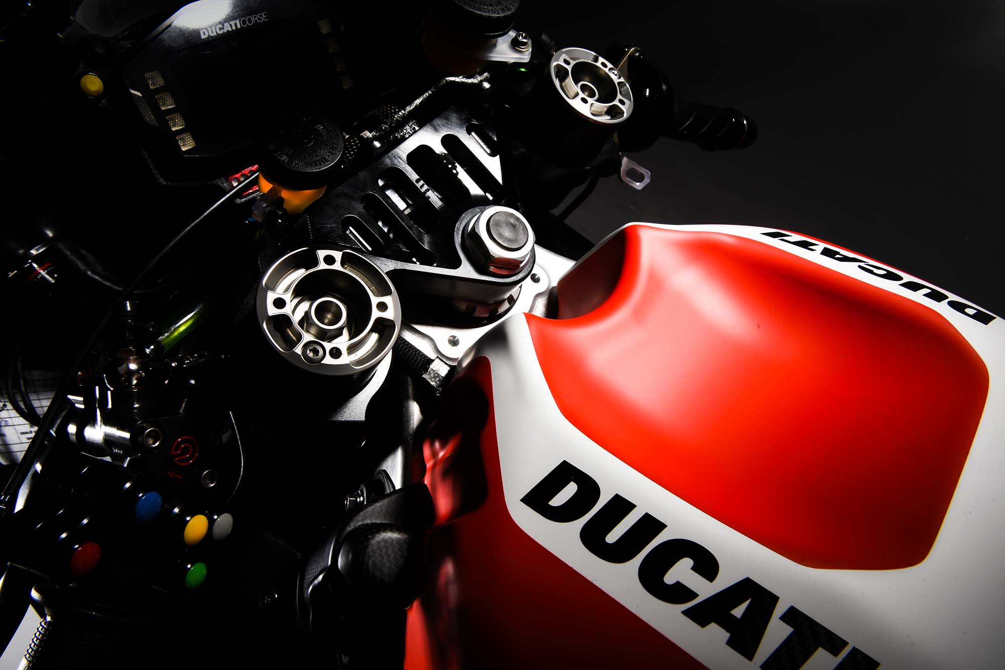 Ducati Desmosedici GP16 Picture Galore