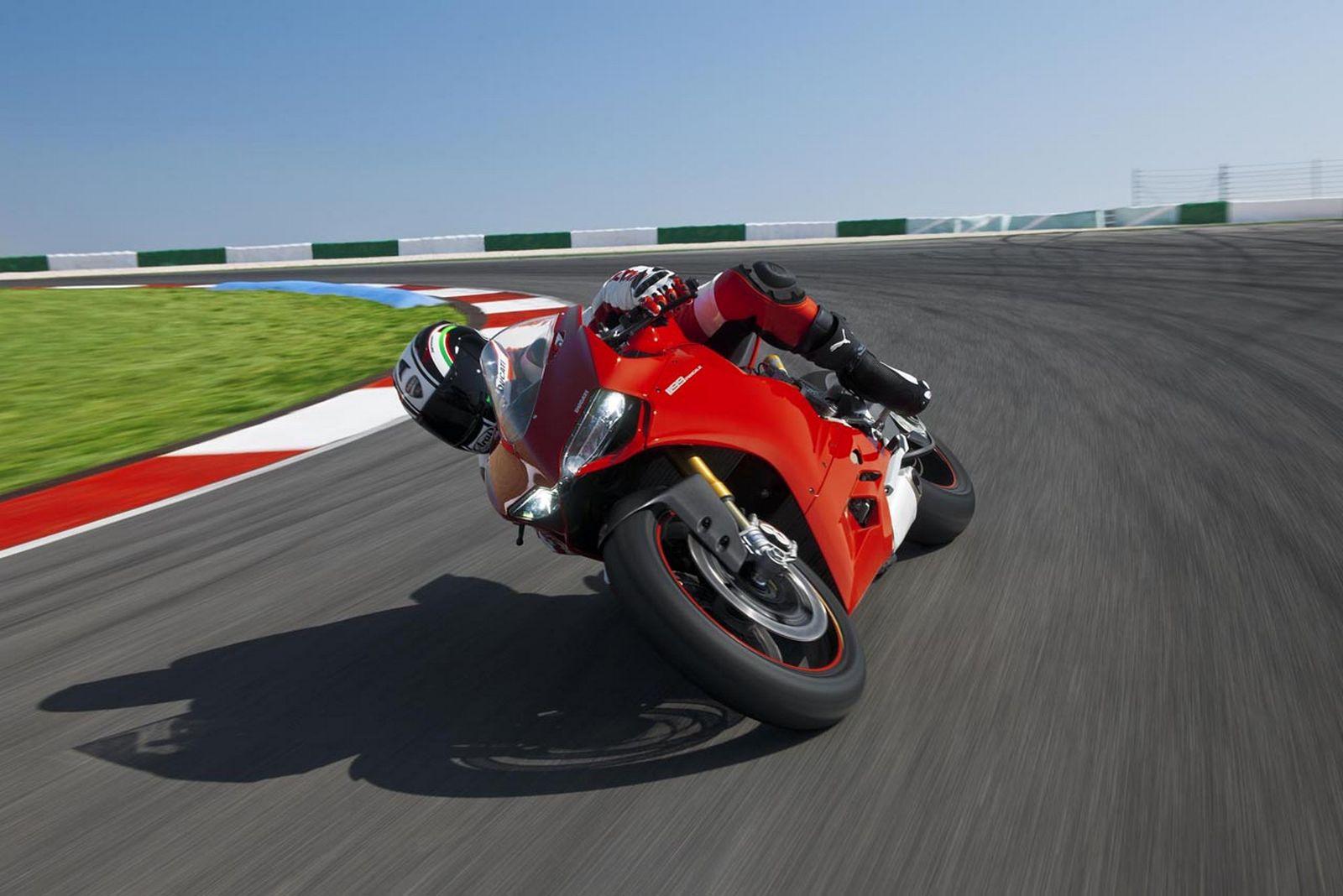 Ducati Desmosedici RR Racebike