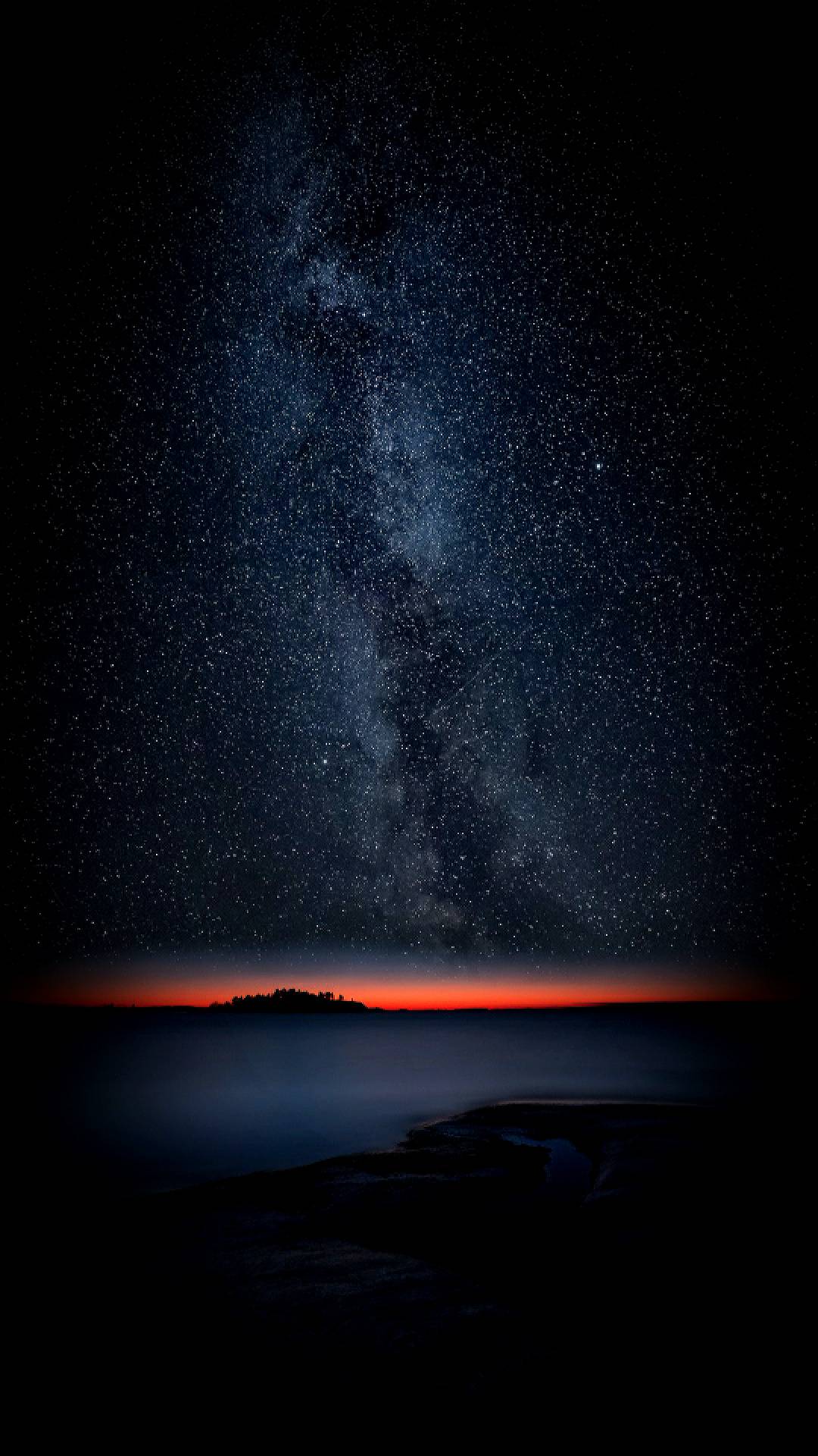 iPhone Wallpaper. Sky, Black, Atmospheric phenomenon, Geological